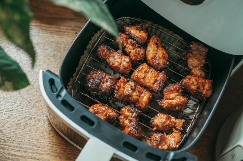 How to clean air fryer without damaging the ceramic coating